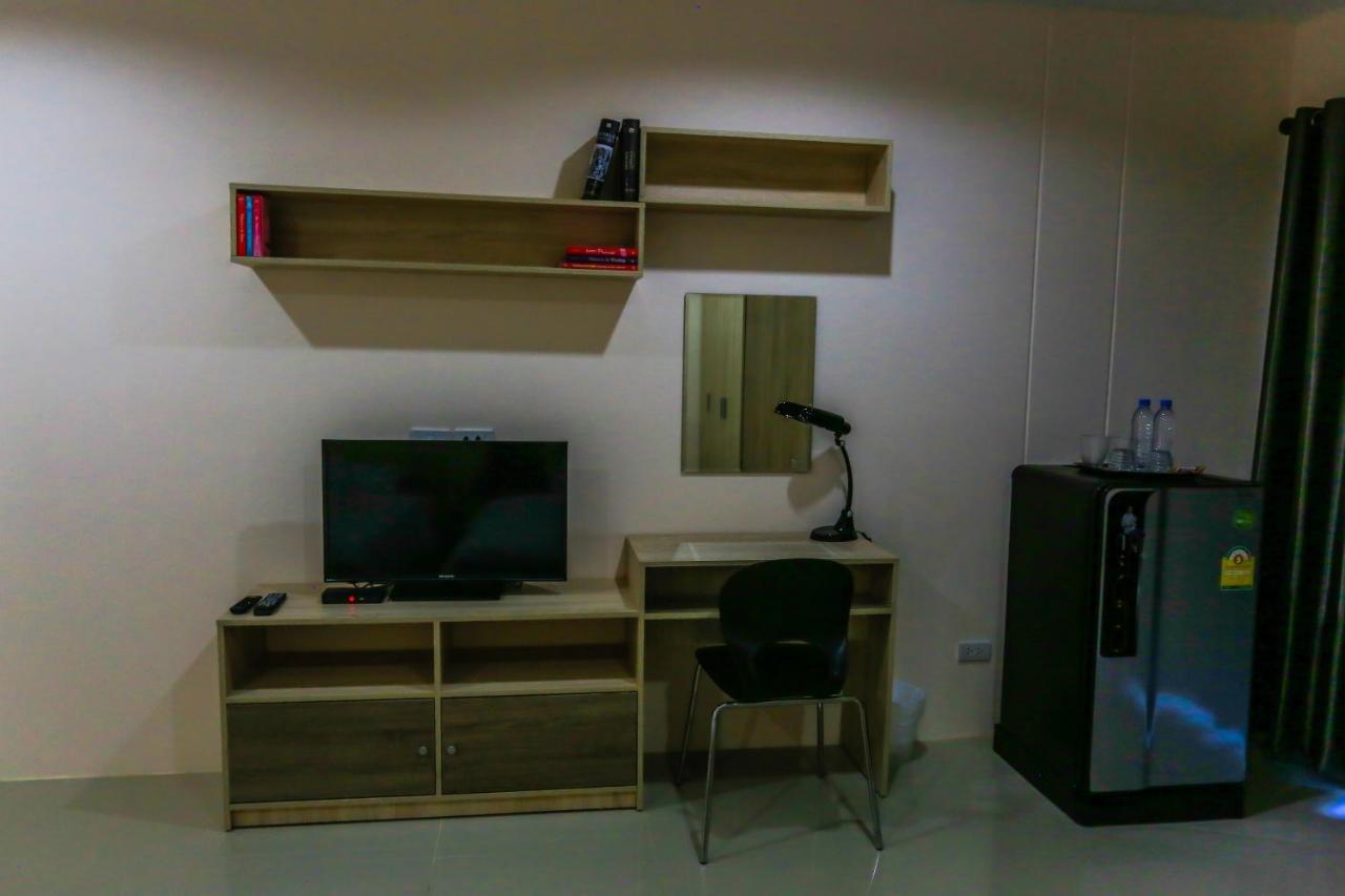 Tempo Plus Apartment Mae Sot Exterior photo